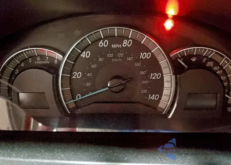 2014 Toyota Camry L z USA, uszkodzony, nr VIN 4T1BF1FK8EU402009